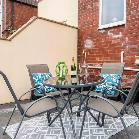 Hopetown Apartment-Modern 1 Bed With Free Parking Normanton  Kültér fotó