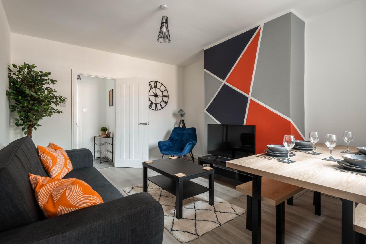 Hopetown Apartment-Modern 1 Bed With Free Parking Normanton  Kültér fotó