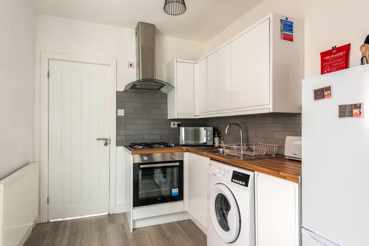 Hopetown Apartment-Modern 1 Bed With Free Parking Normanton  Kültér fotó
