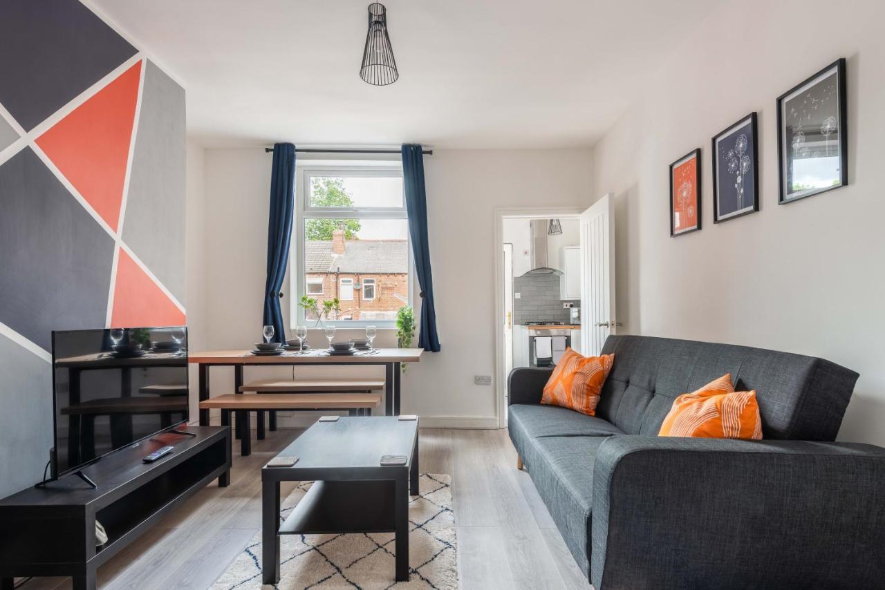 Hopetown Apartment-Modern 1 Bed With Free Parking Normanton  Kültér fotó